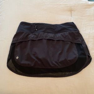 Lululemon Black Skort - Size 4